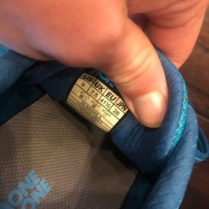 Women’s Hoka One One Blue Arahi 3 Sz 9